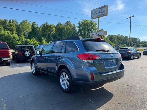 Used 2014 Subaru Outback 2.5i Limited AWD/4WD image 7