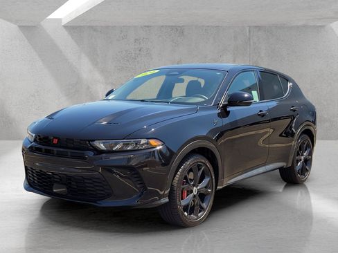 Used 2024 Dodge Hornet R/T Plus AWD/4WD image 9