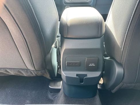 New 2025 Ford Maverick XLT w/ XLT Luxury Package image 22