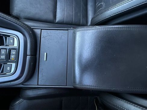 Used 2020 Jaguar F-TYPE Convertible RWD image 35