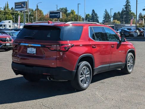 Used 2022 Chevrolet Traverse LT image 5