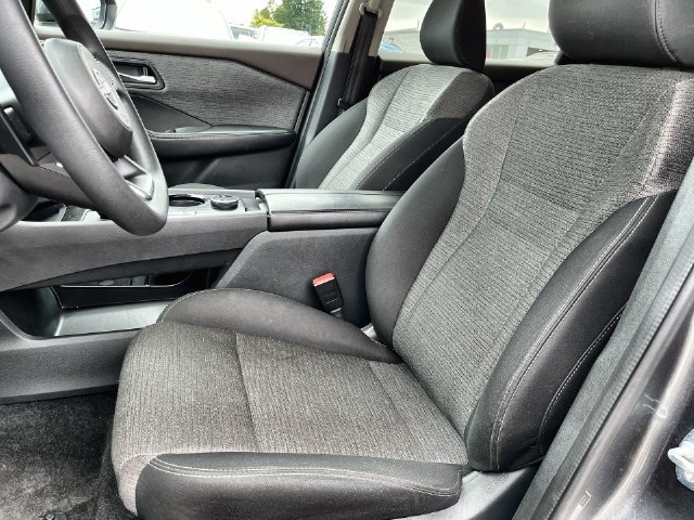 Used 2023 Nissan Rogue SV AWD/4WD image 21