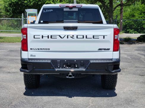 Certified 2023 Chevrolet Silverado 1500 ZR2 w/ Technology Package AWD/4WD image 6