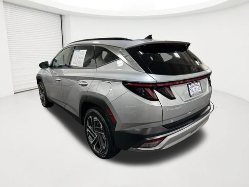 Used 2025 Hyundai Tucson Limited image 7