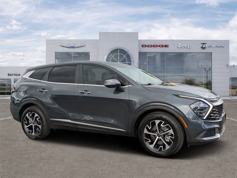 Used 2024 Kia Sportage EX FWD image 1