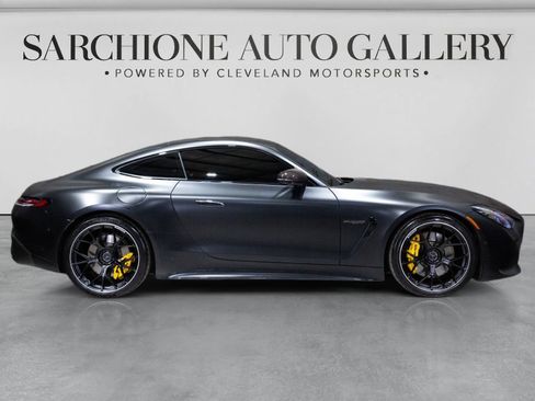 Used 2025 Mercedes-Benz AMG GT 63 image 21