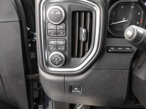 Used 2020 GMC Sierra 3500 Denali w/ Denali Ultimate Package image 19