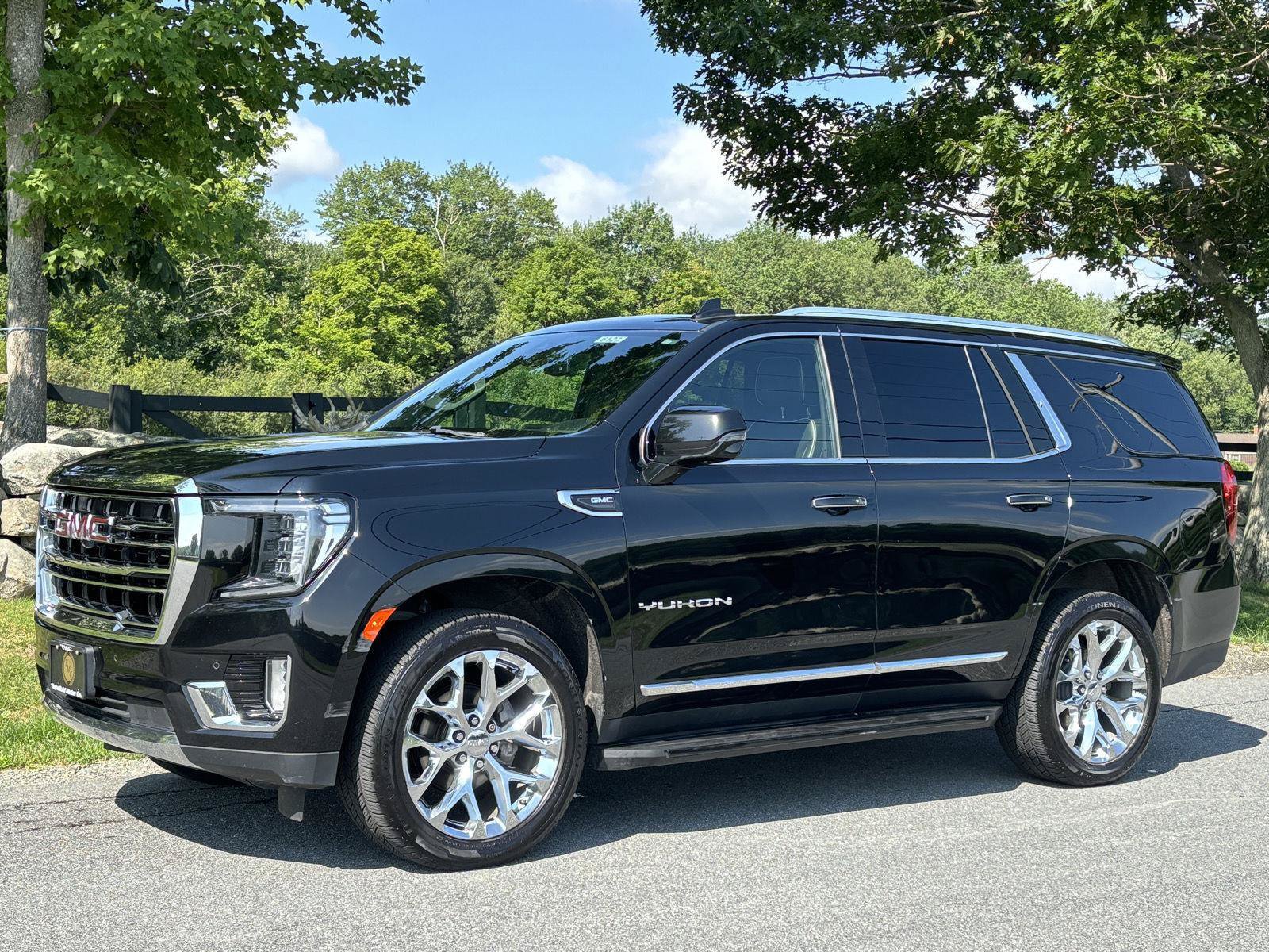 Used 2021 GMC Yukon SLT w/ SLT Luxury Plus Package AWD/4WD image 12