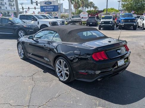 Used 2022 Ford Mustang Convertible RWD image 5