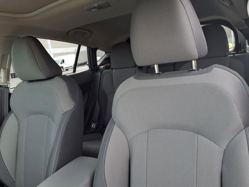 Certified 2025 Subaru Crosstrek 2.0i Premium image 27