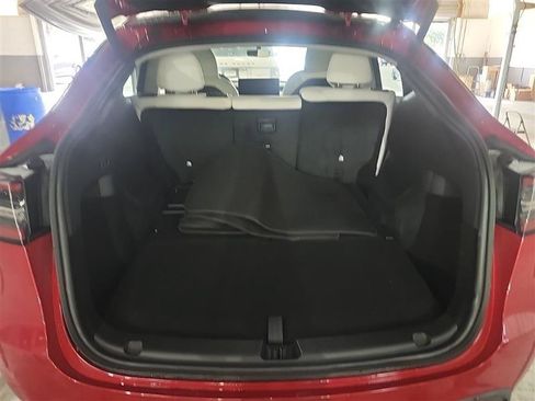Used 2023 Tesla Model Y Long Range AWD/4WD image 9