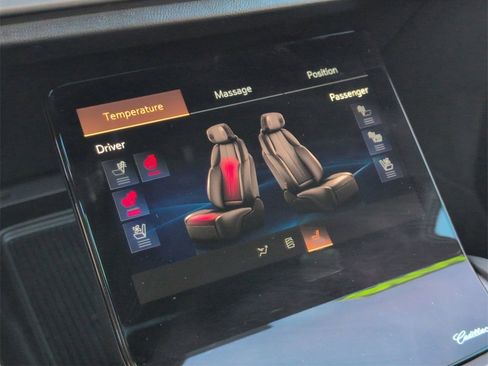 Used 2026 Cadillac Vistiq Sport image 17