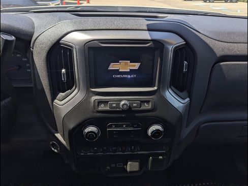Used 2025 Chevrolet Silverado 1500 Custom image 31