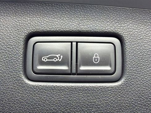 Used 2024 Genesis GV70 2.5T w/ Sport Prestige Package image 13