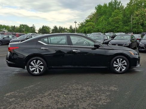Certified 2023 Nissan Altima 2.5 S FWD image 7