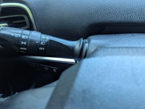 Used 2018 Toyota Prius Prime Advanced FWD image 26