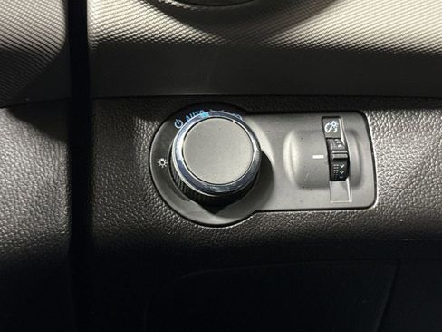 Used 2016 Chevrolet Sonic LT FWD image 18
