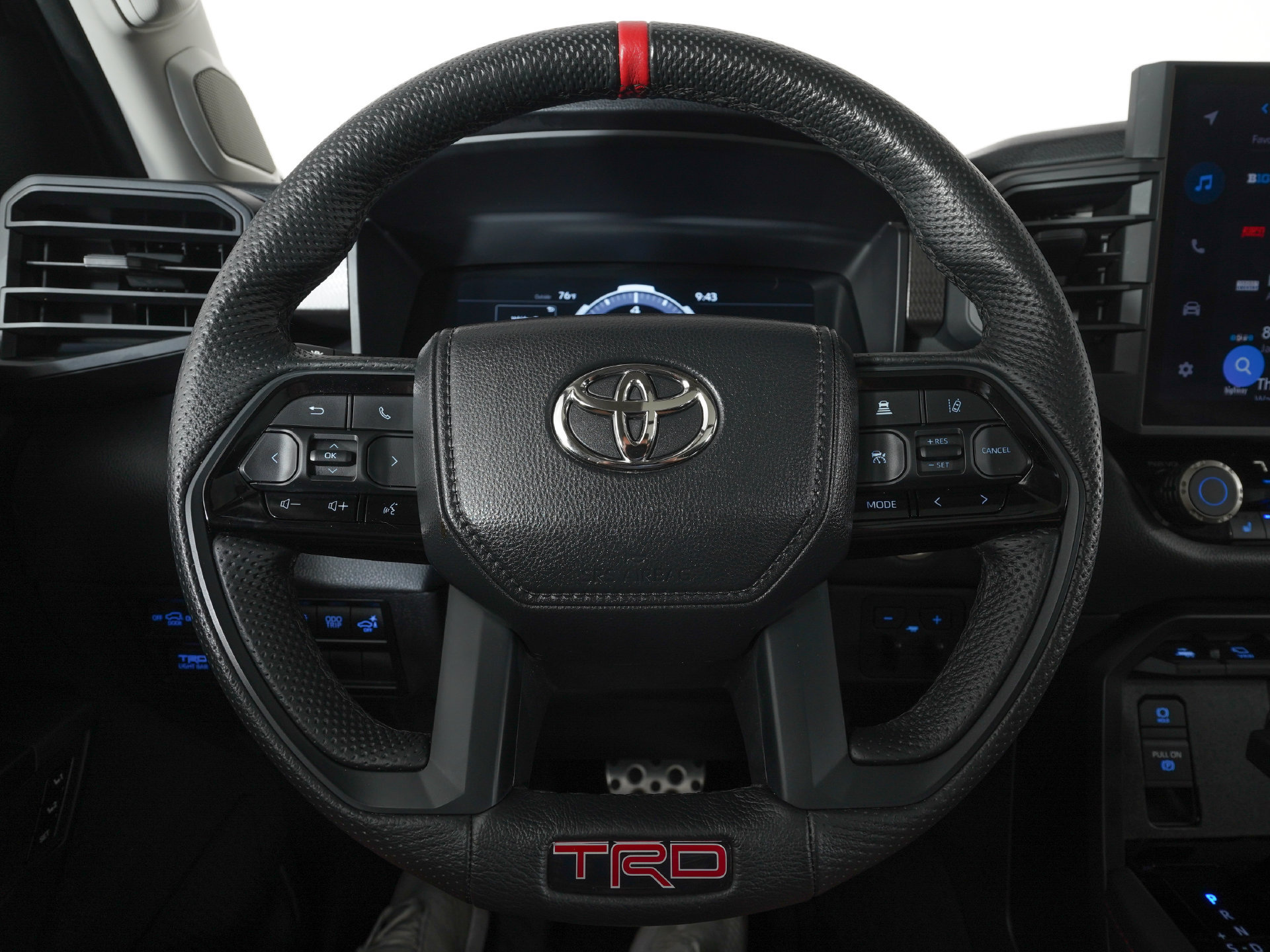 Used 2023 Toyota Sequoia TRD Pro AWD/4WD image 19