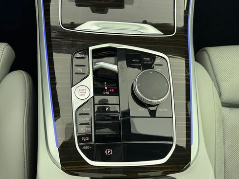 Used 2024 BMW X5 xDrive40i w/ Premium Package AWD/4WD image 18