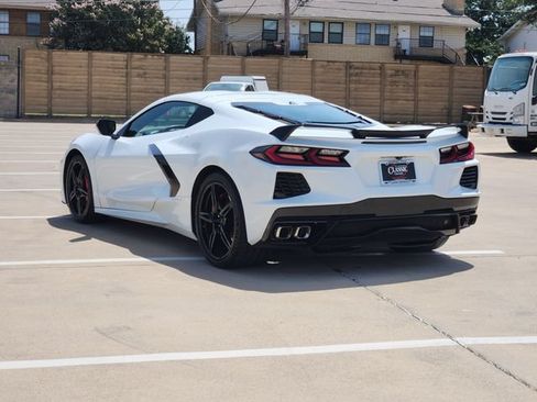 Used 2020 Chevrolet Corvette Stingray Premium Cpe w/ 3LT Preferred Equipment Group RWD image 3