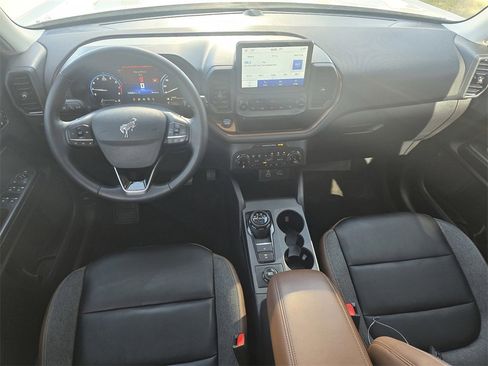 Used 2024 Ford Bronco Sport Outer Banks image 14