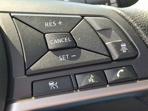 Used 2023 Nissan Sentra SV image 22