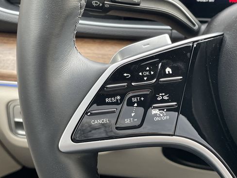 Certified 2025 Mercedes-Benz GLE 450 4MATIC image 26