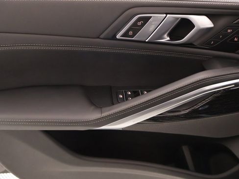 New 2026 BMW X6 xDrive40i w/ Climate Comfort Package image 16