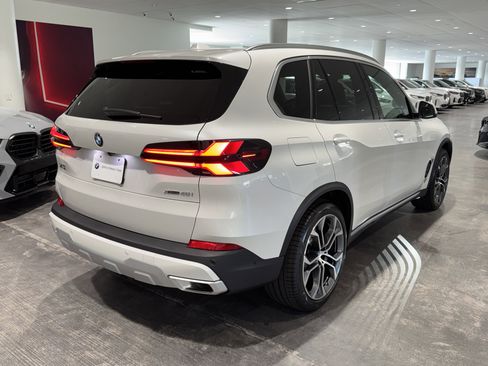 New 2026 BMW X5 xDrive40i AWD/4WD image 7
