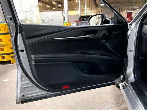 Used 2025 Toyota Camry LE FWD image 22