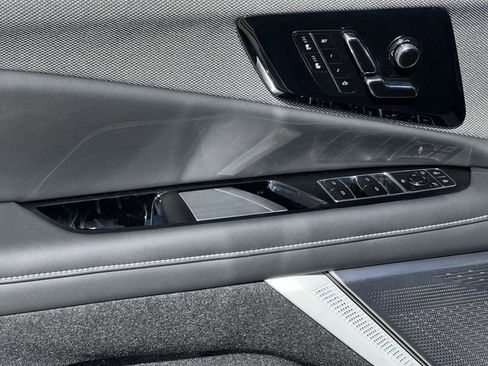 New 2025 Cadillac Optiq Sport 1 image 19