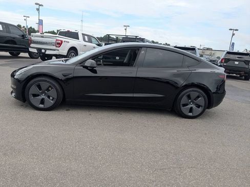 Used 2023 Tesla Model 3 Standard Range RWD image 6