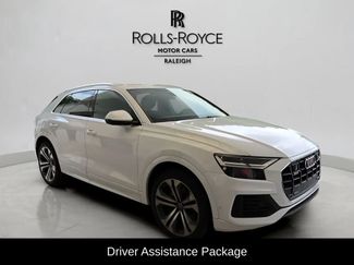 Used 2020 Audi Q8 Premium Plus w/ Premium Plus Package AWD/4WD video 3
