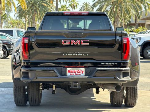 New 2026 GMC Sierra 3500 Denali w/ Denali Reserve Package AWD/4WD image 5