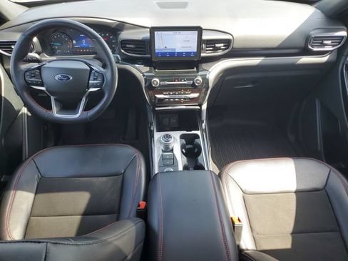 Used 2023 Ford Explorer ST-Line AWD/4WD image 22