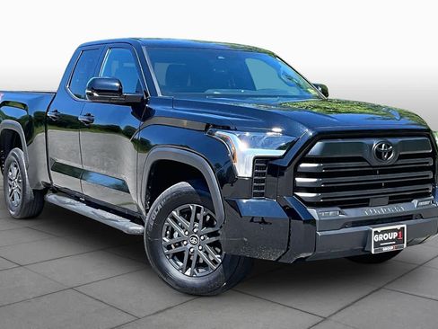 Certified 2025 Toyota Tundra SR5 w/ SR5 Convenience Package AWD/4WD image 3