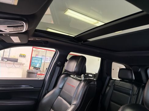 Used 2020 Jeep Grand Cherokee Trailhawk w/ Trailhawk Luxury Group image 20