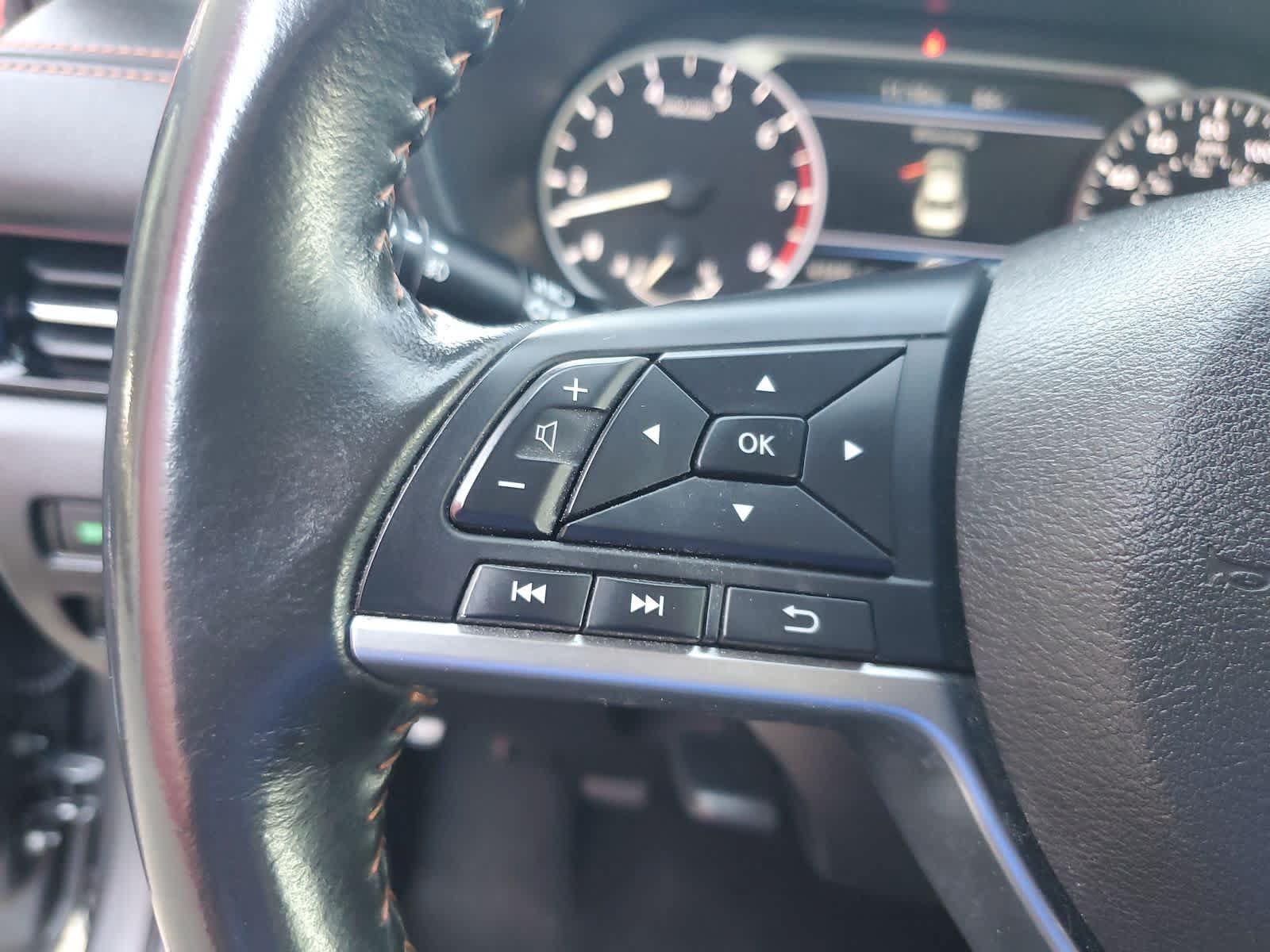 Used 2023 Nissan Sentra SR w/ Electronics Package FWD image 21