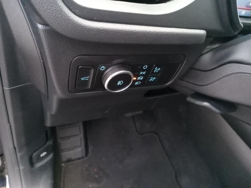 Used 2025 Ford Escape ST-Line Select AWD/4WD image 12