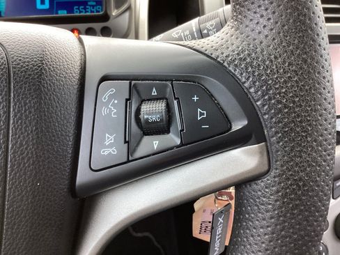 Used 2016 Chevrolet Sonic LT image 18