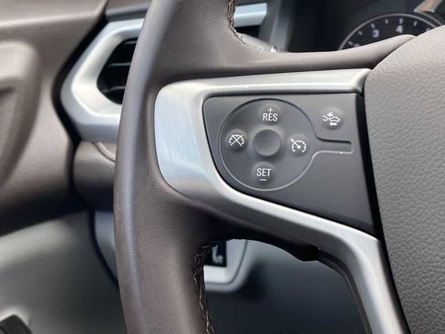 Used 2023 GMC Acadia SLT image 24