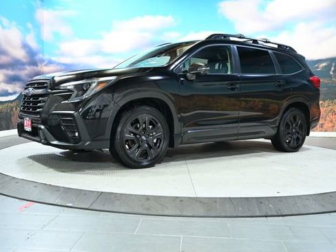 Used 2023 Subaru Ascent Onyx Edition Limited image 4