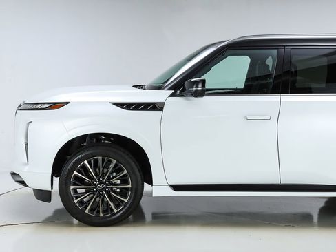 New 2026 INFINITI QX80 Autograph AWD/4WD image 3
