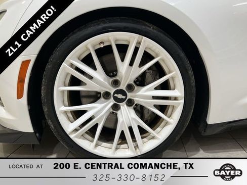 Used 2018 Chevrolet Camaro ZL1 image 28