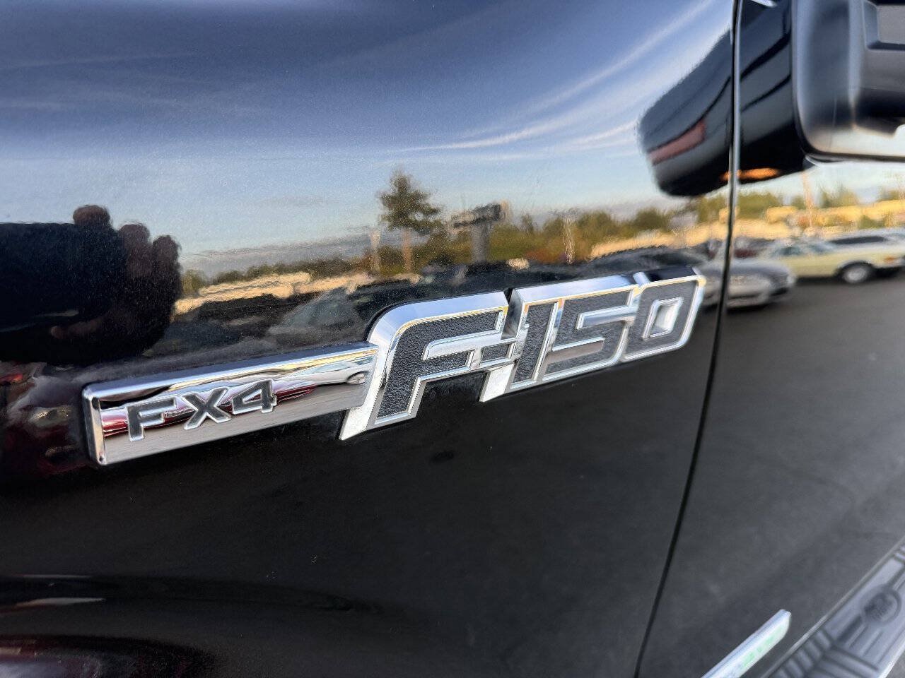 Used 2012 Ford F150 FX4 w/ FX Luxury Pkg AWD/4WD image 11