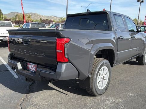 New 2026 Toyota Tacoma SR5 AWD/4WD image 3