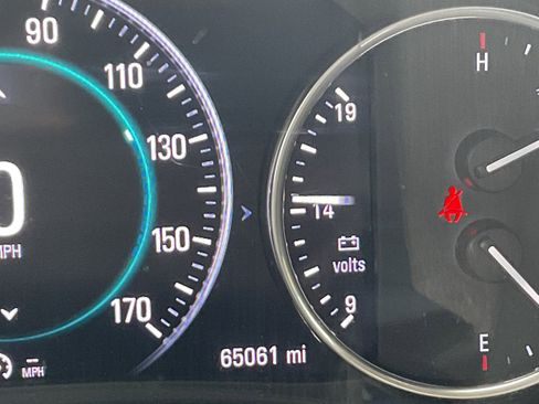 Used 2018 Buick Envision Premium image 8