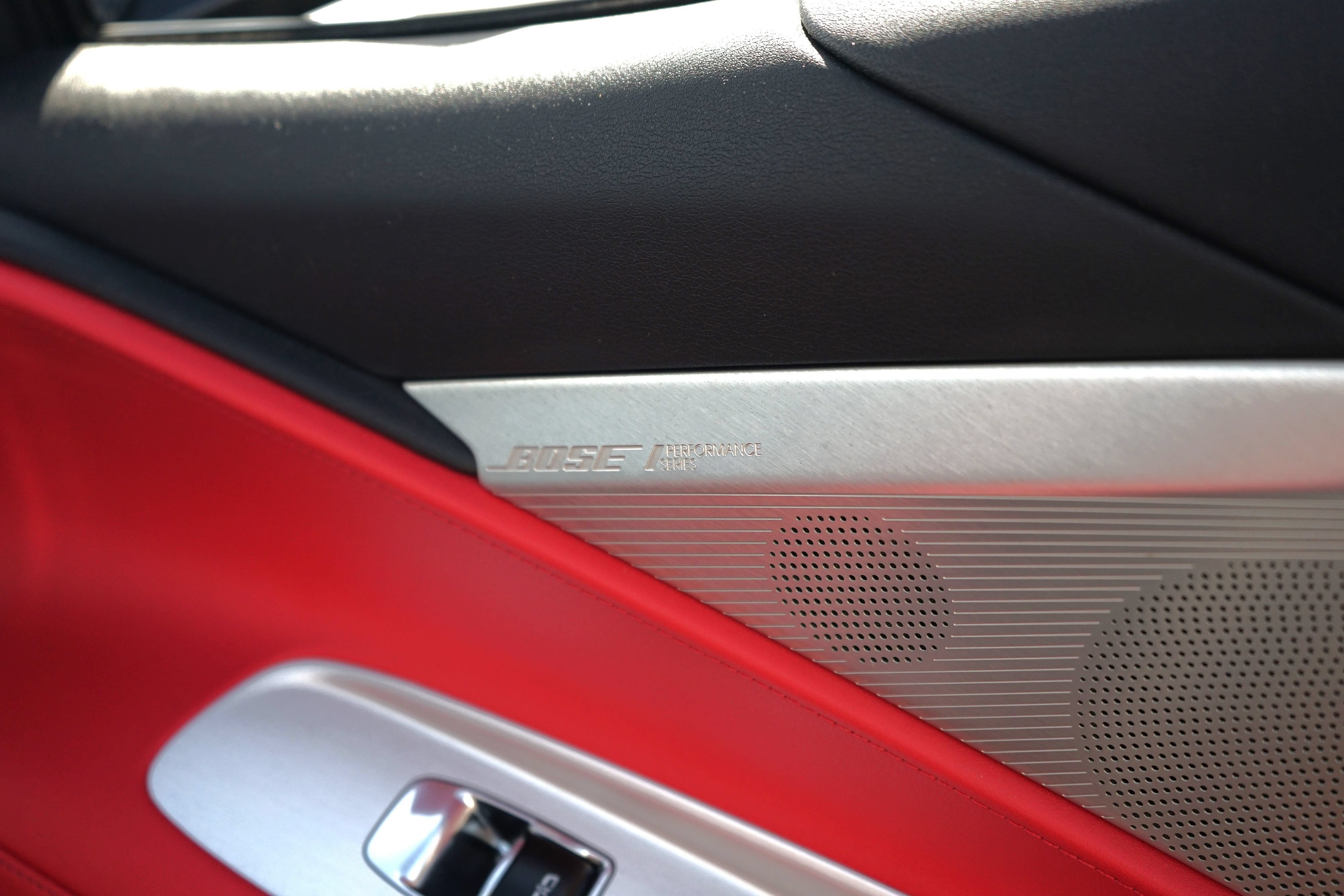 Used 2025 Chevrolet Corvette Stingray Preferred Cpe w/ Z51 Performance Package RWD image 39