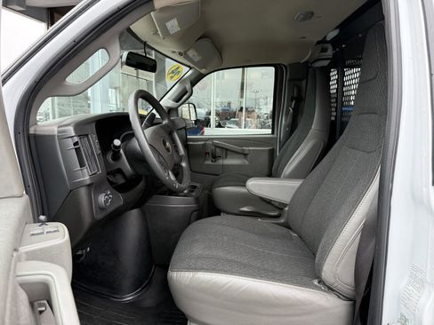 Used 2024 Chevrolet Express 2500 w/ Driver Convenience Package image 11