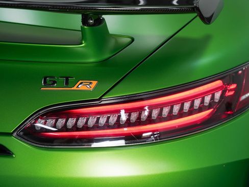 Used 2020 Mercedes-Benz AMG GT R image 26